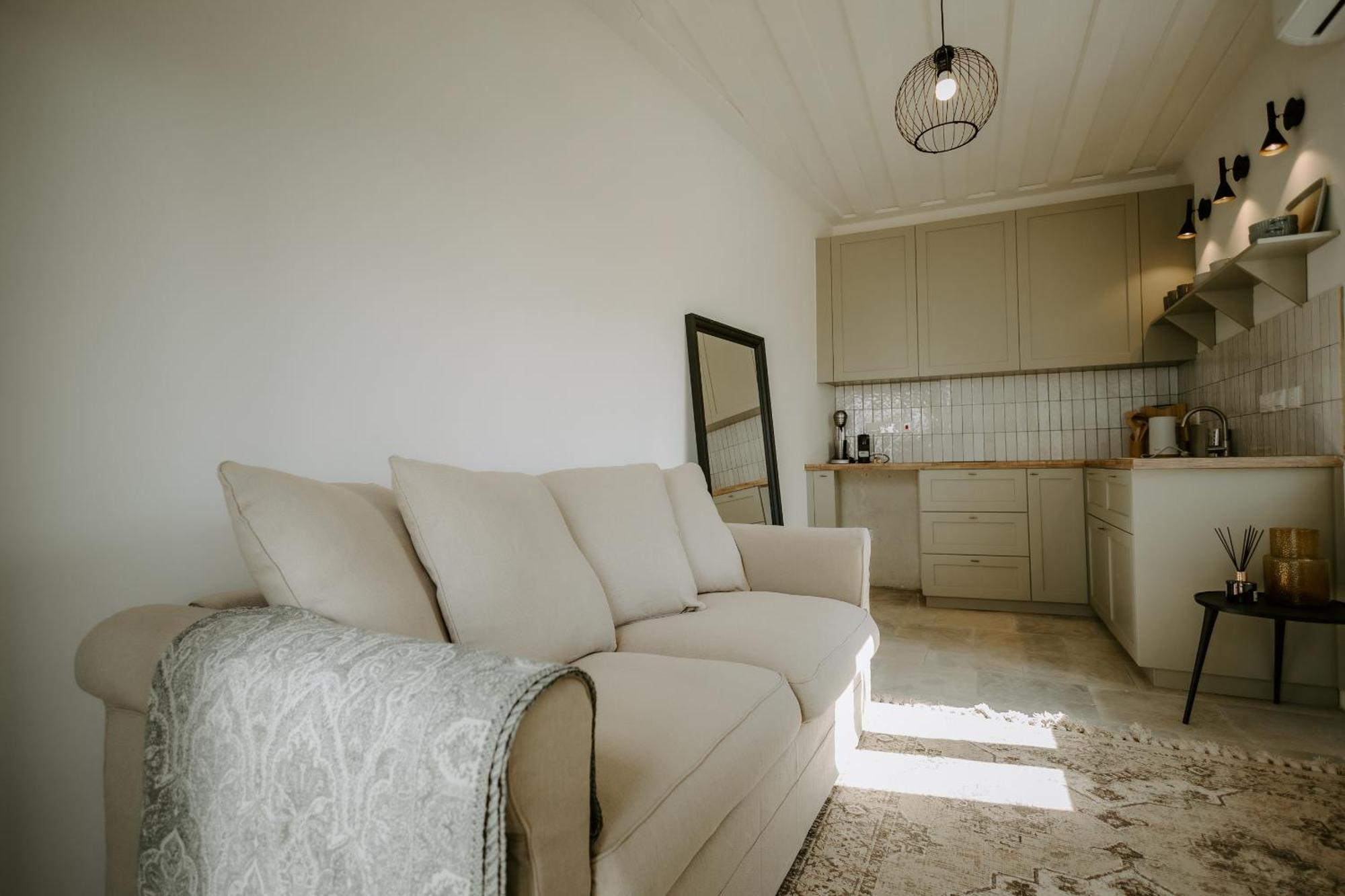 Smaragda'S Guest Rooms Limassol Exterior foto